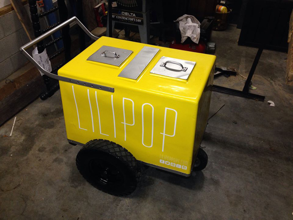 Vinyl wrap for Lilipop Pops food cart. 12 Point SignWorks