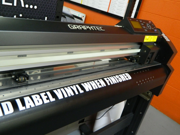 vinyl cutting plotter