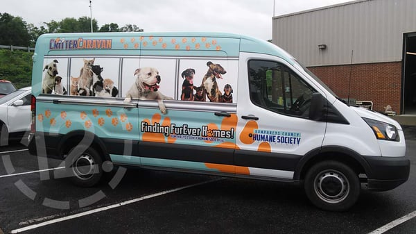 Humphreys County "Critter Caravan" takes animals to their new "FurEver" home. 12-Point SignWorks - Franklin TN