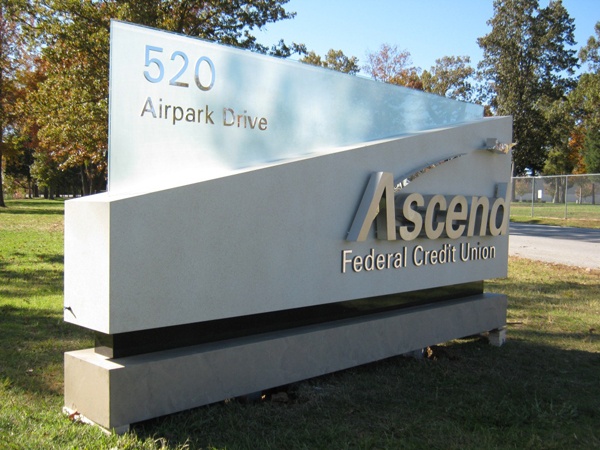 Ascend FCU monument sign showing variations in letter height. 12-Point SignWorks